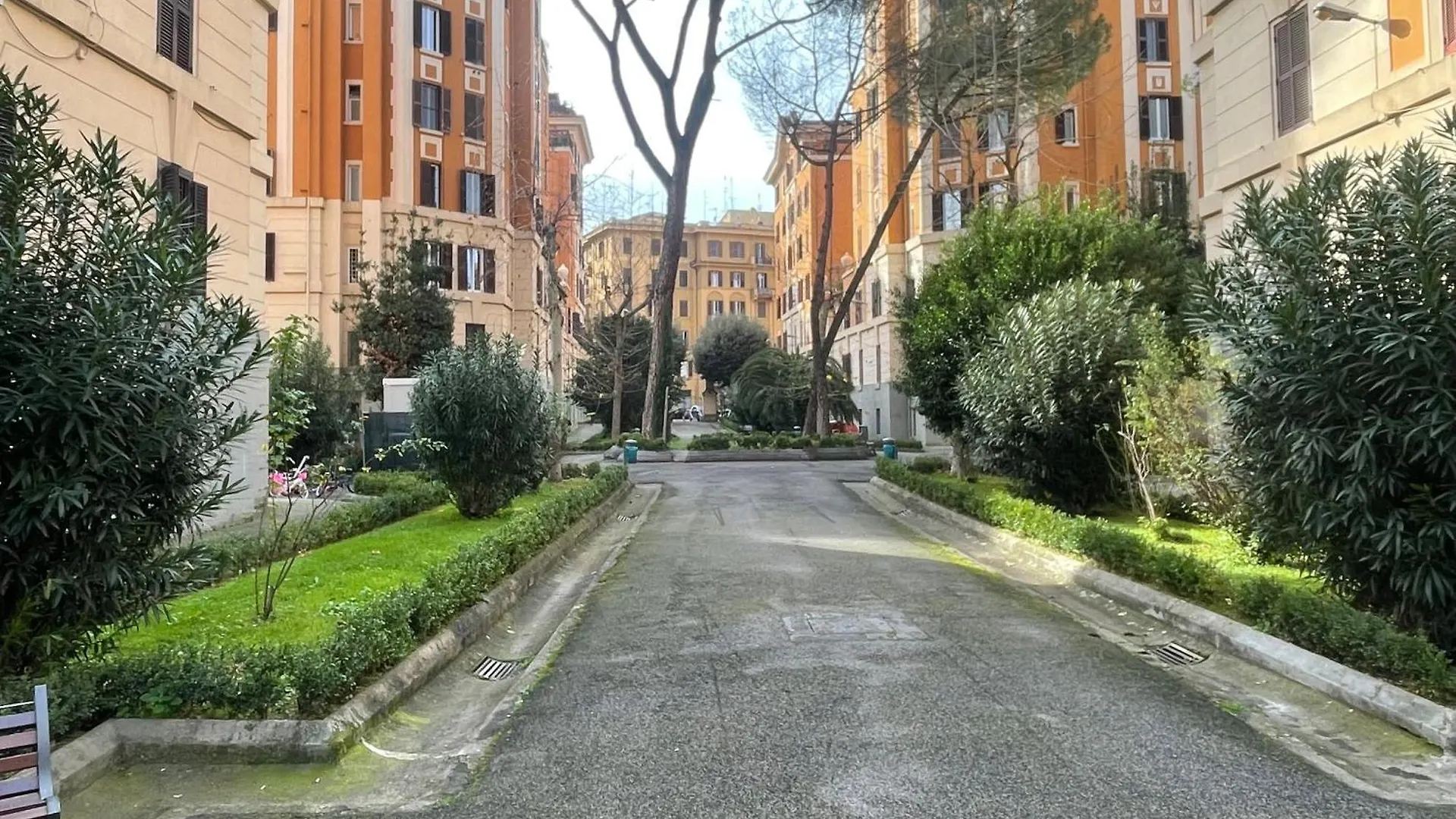 La Corte Di Merlino - Apt Centrale Di Pregio Rome 0*,